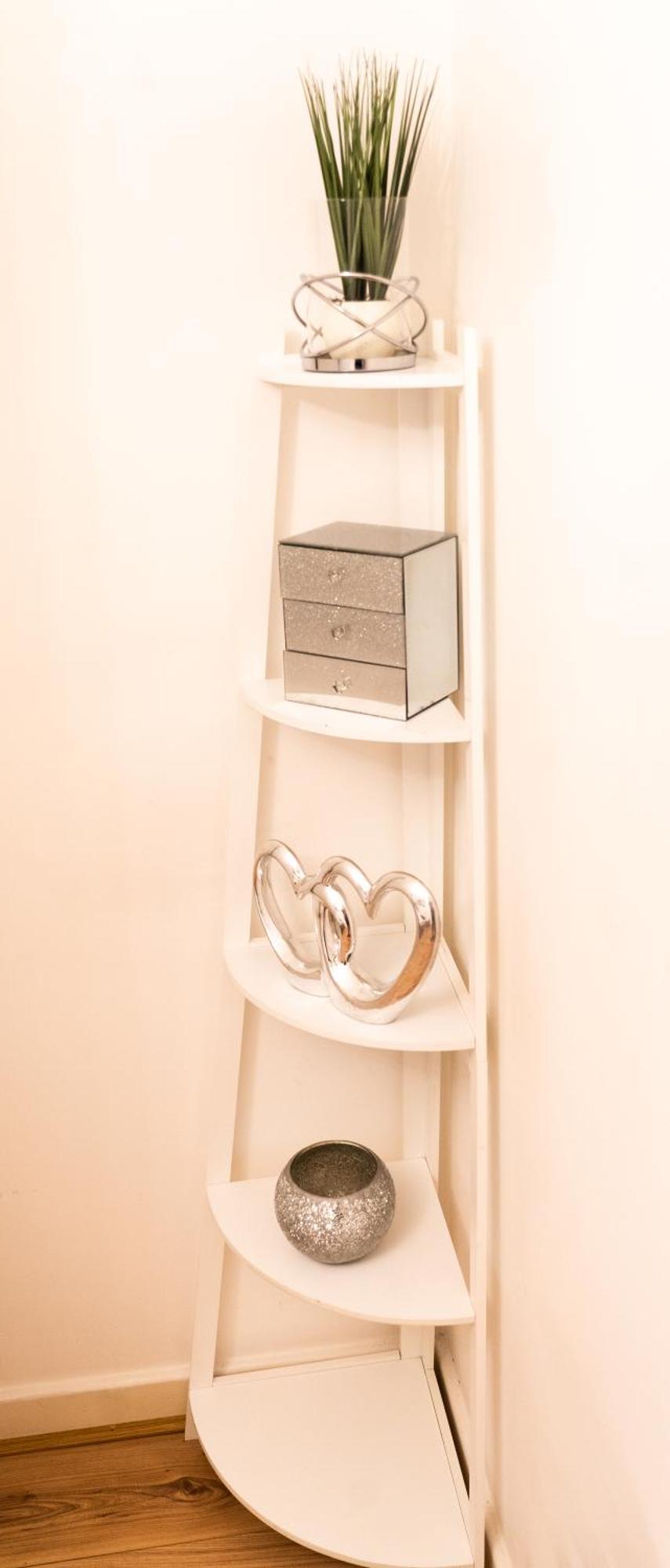 Апартаменты Lovely 1-bed In Hackney *